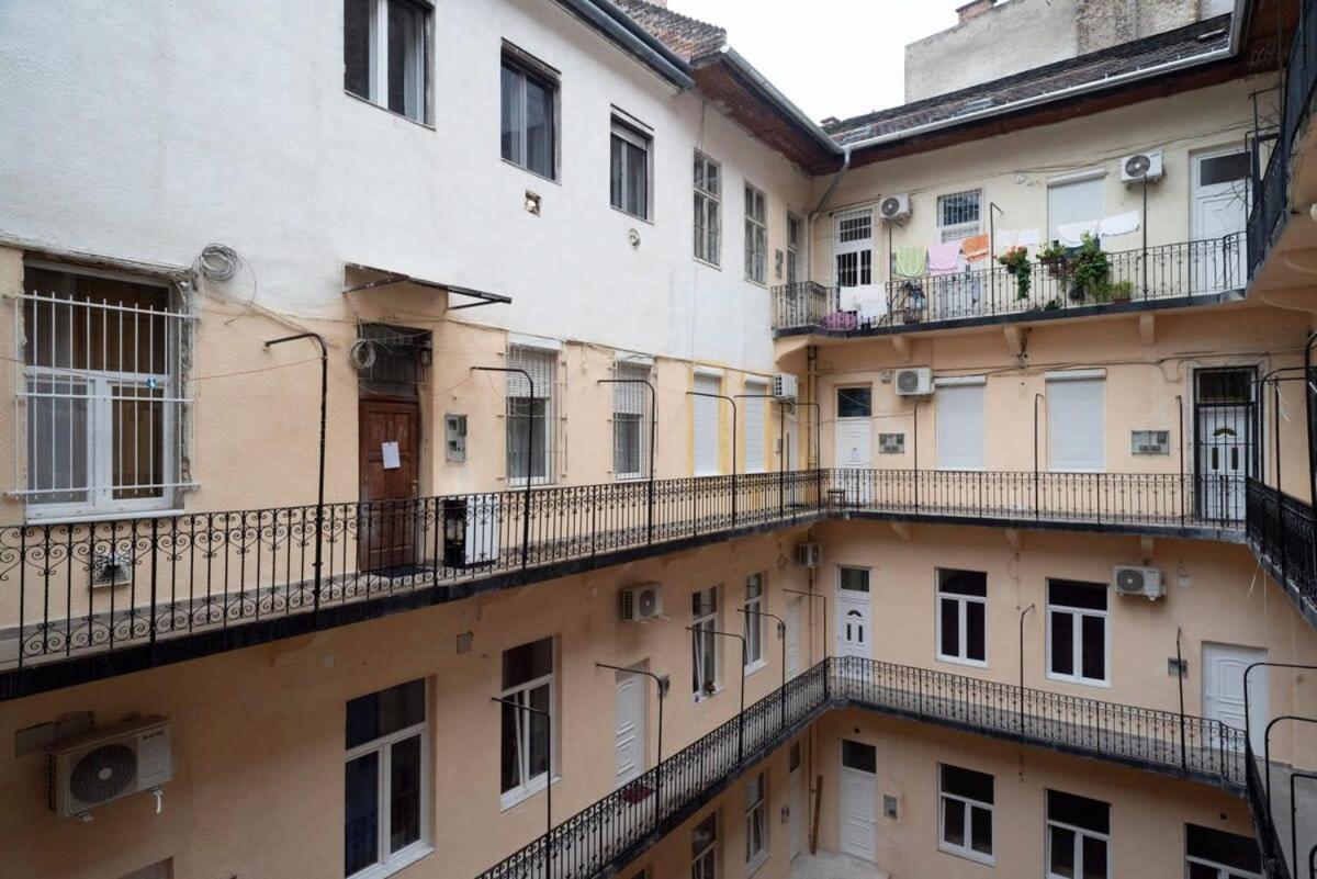 Ideal New Apartment In The Center Budapest Eksteriør bilde